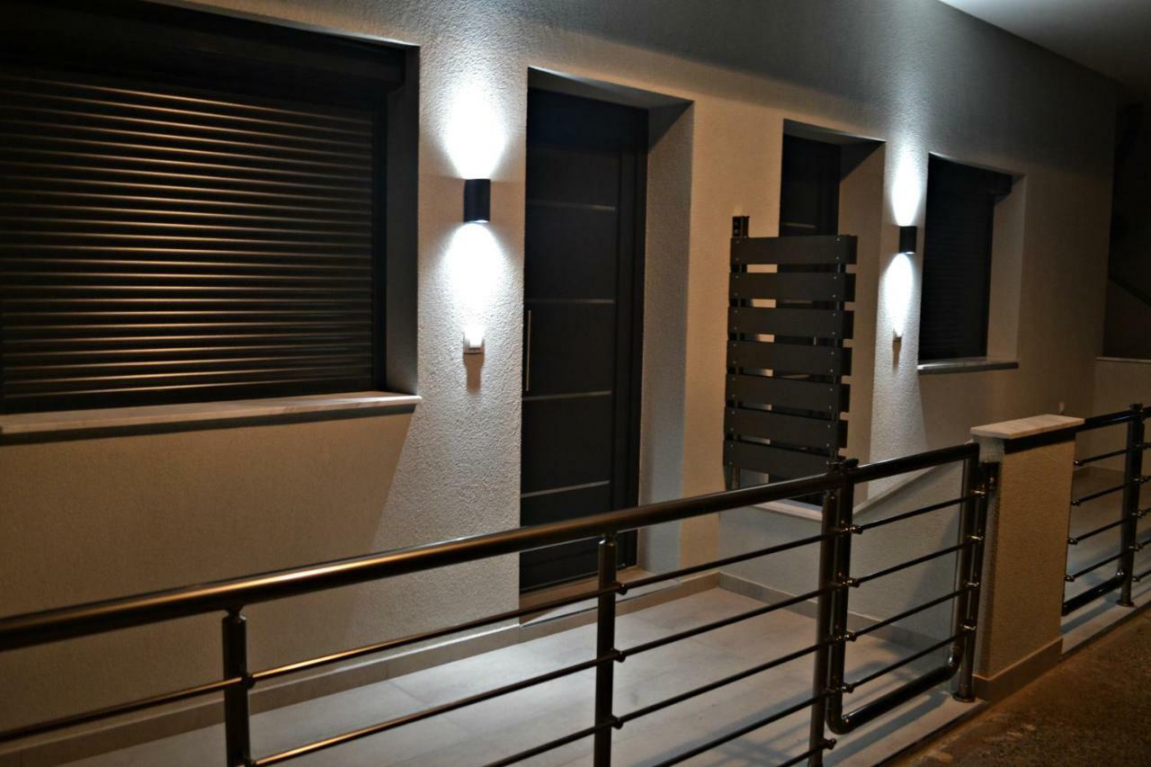 Savvas & Katerinas Appartments 네오스마르마라스 외부 사진