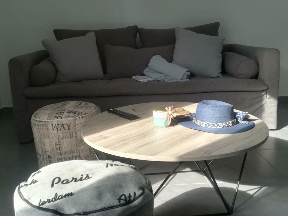 Savvas & Katerinas Appartments 네오스마르마라스 외부 사진